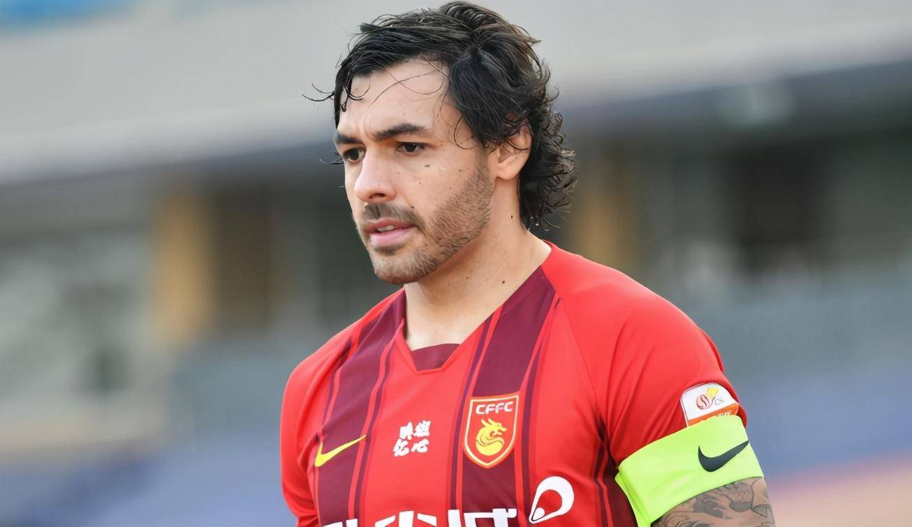 浙江队训练开放日；窗口期强势反弹引欢呼；亚冠在即；年轻球员得到机会 -开云平台