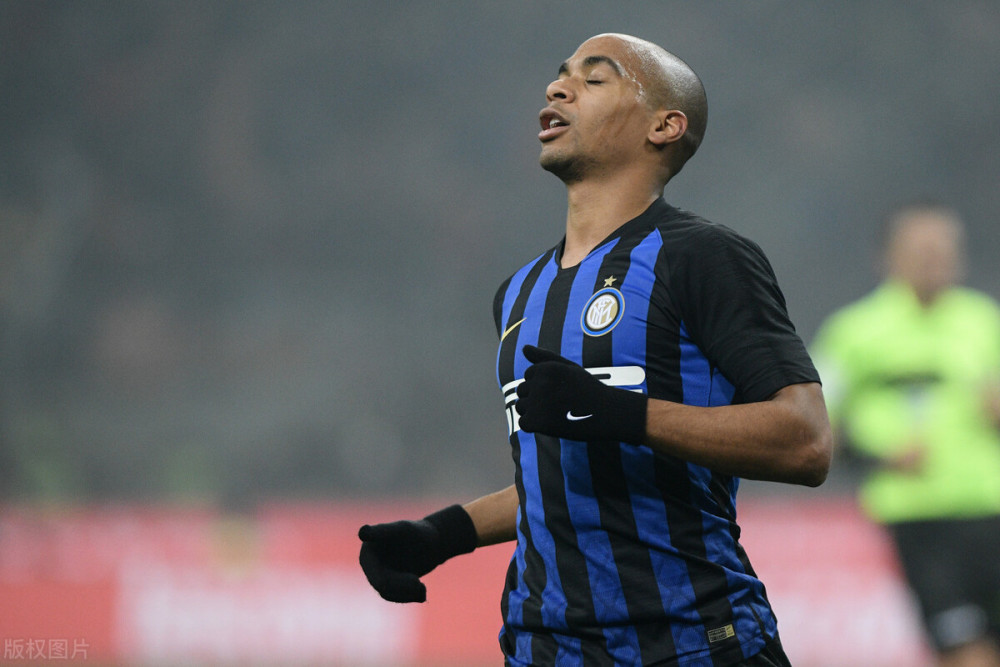 转会期西甲传出新动向,布鲁克林篮网主帅复盘,管理层表态——态度坚定,控场能力受关注 -开云体育